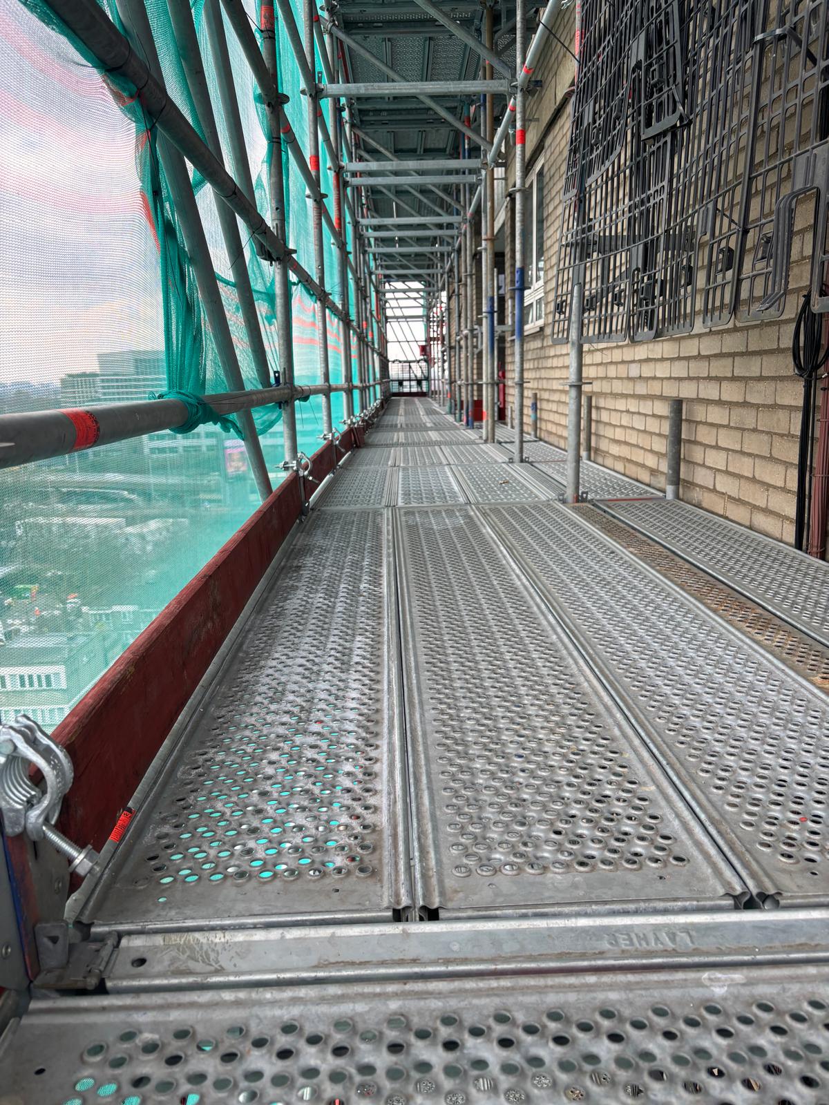 Silchester Estate Project_SDS_Layher